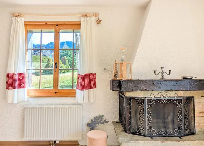 Rare, Quite & Centered With Garden & Fireplace *