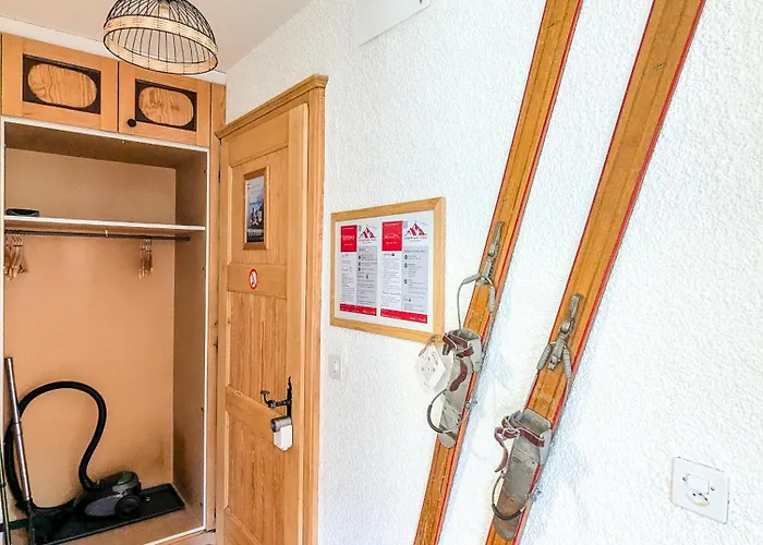 Rare, Quite & Centered With Garden & Fireplace * Villars-sur-Ollon