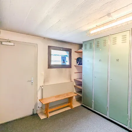 Rare, Quite & Centered With Garden & Fireplace